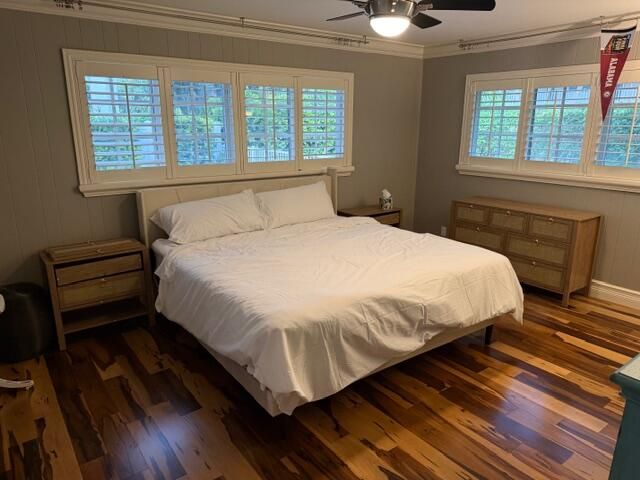 For Sale: $1,999,950 (3 beds, 3 baths, 2080 Square Feet)