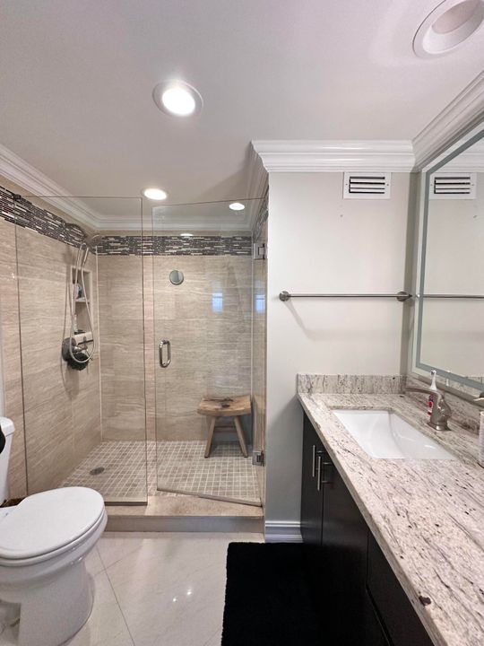 En Venta: $850,000 (2 camas, 2 baños, 1500 Pies cuadrados)