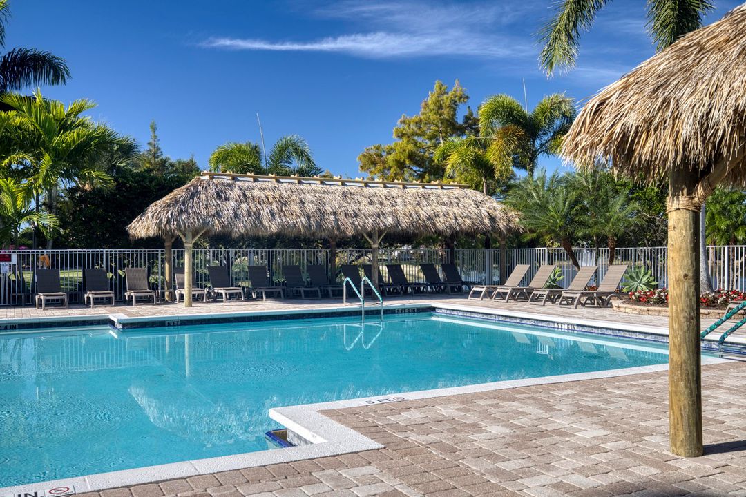 Activo con contrato: $407,770 (4 camas, 2 baños, 1741 Pies cuadrados)