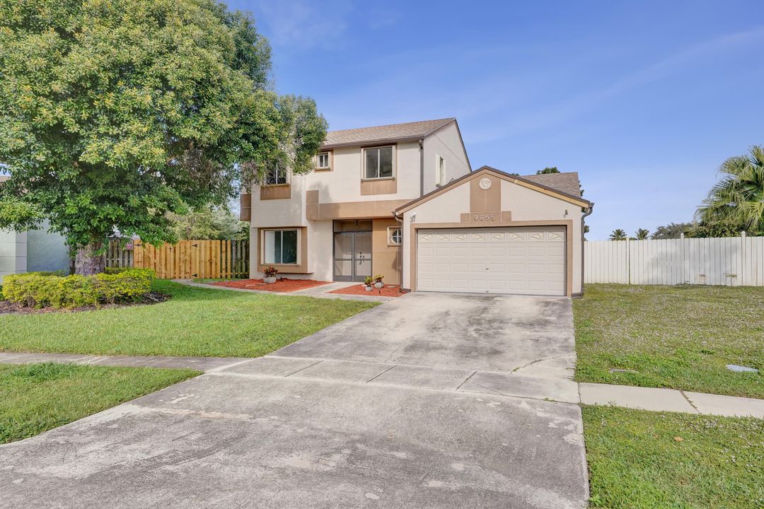 For Sale: $675,000 (3 beds, 2 baths, 1843 Square Feet)