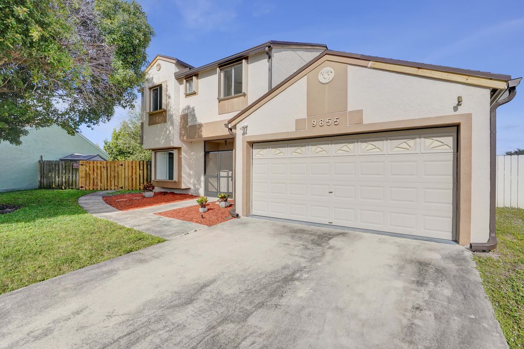 For Sale: $675,000 (3 beds, 2 baths, 1843 Square Feet)