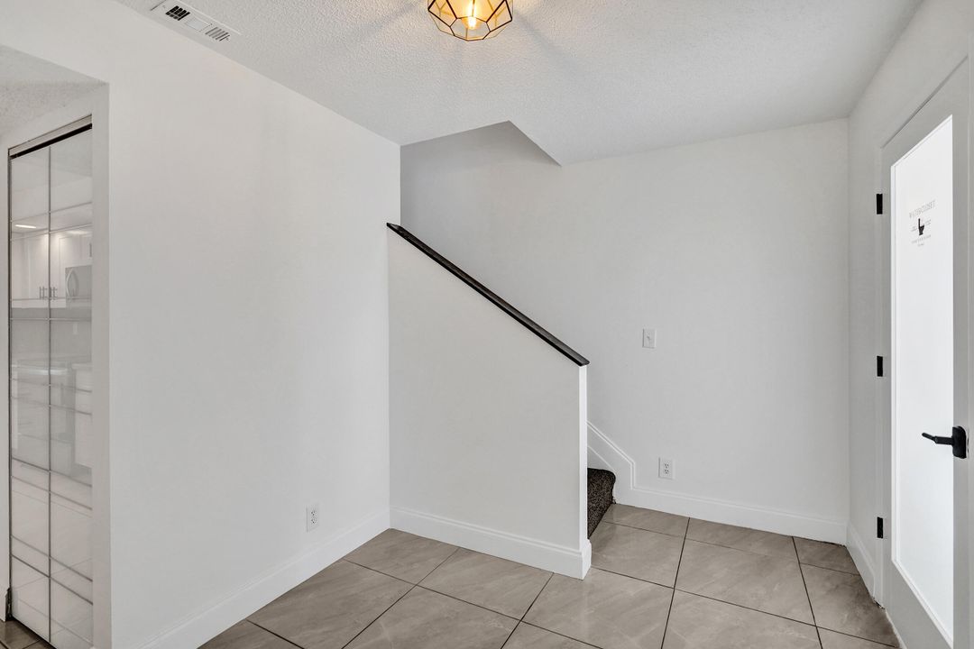 For Sale: $675,000 (3 beds, 2 baths, 1843 Square Feet)