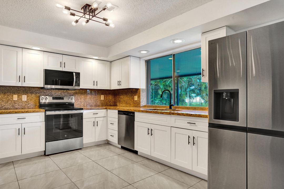 For Sale: $675,000 (3 beds, 2 baths, 1843 Square Feet)