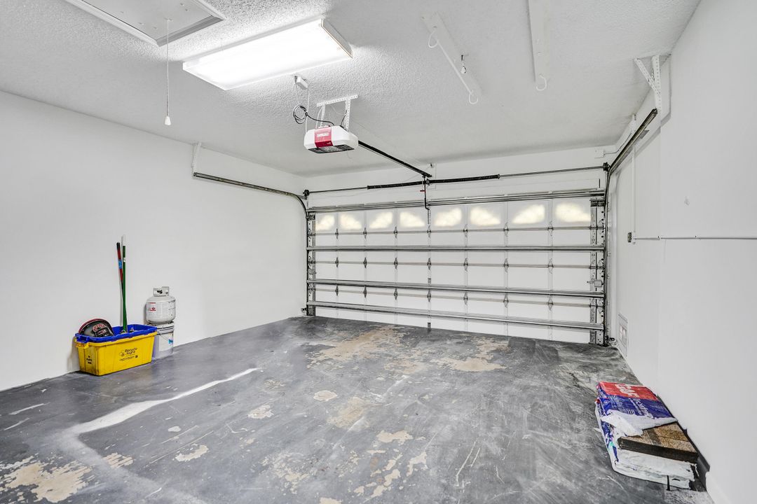 For Sale: $675,000 (3 beds, 2 baths, 1843 Square Feet)