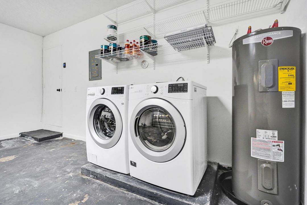 For Sale: $675,000 (3 beds, 2 baths, 1843 Square Feet)