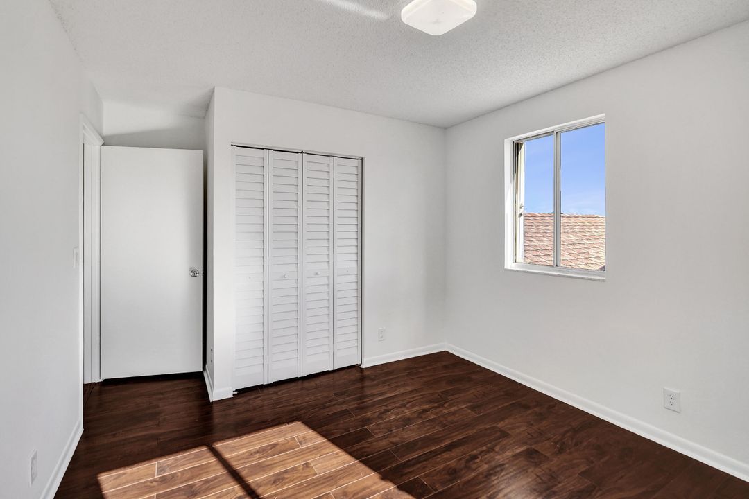 For Sale: $675,000 (3 beds, 2 baths, 1843 Square Feet)