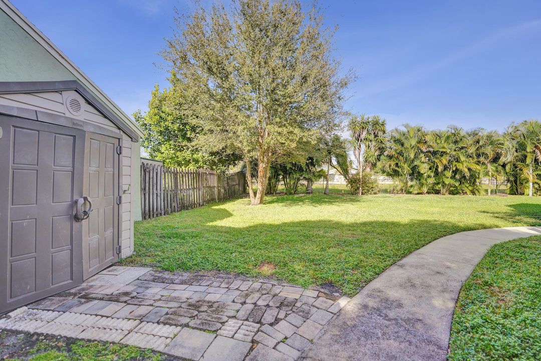 For Sale: $675,000 (3 beds, 2 baths, 1843 Square Feet)