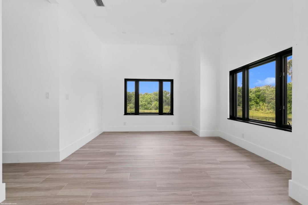 На продажу: $4,900,000 (4 спален, 3 ванн, 3080 Квадратных фут)