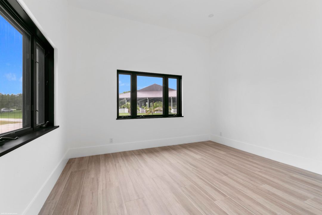 На продажу: $4,900,000 (4 спален, 3 ванн, 3080 Квадратных фут)