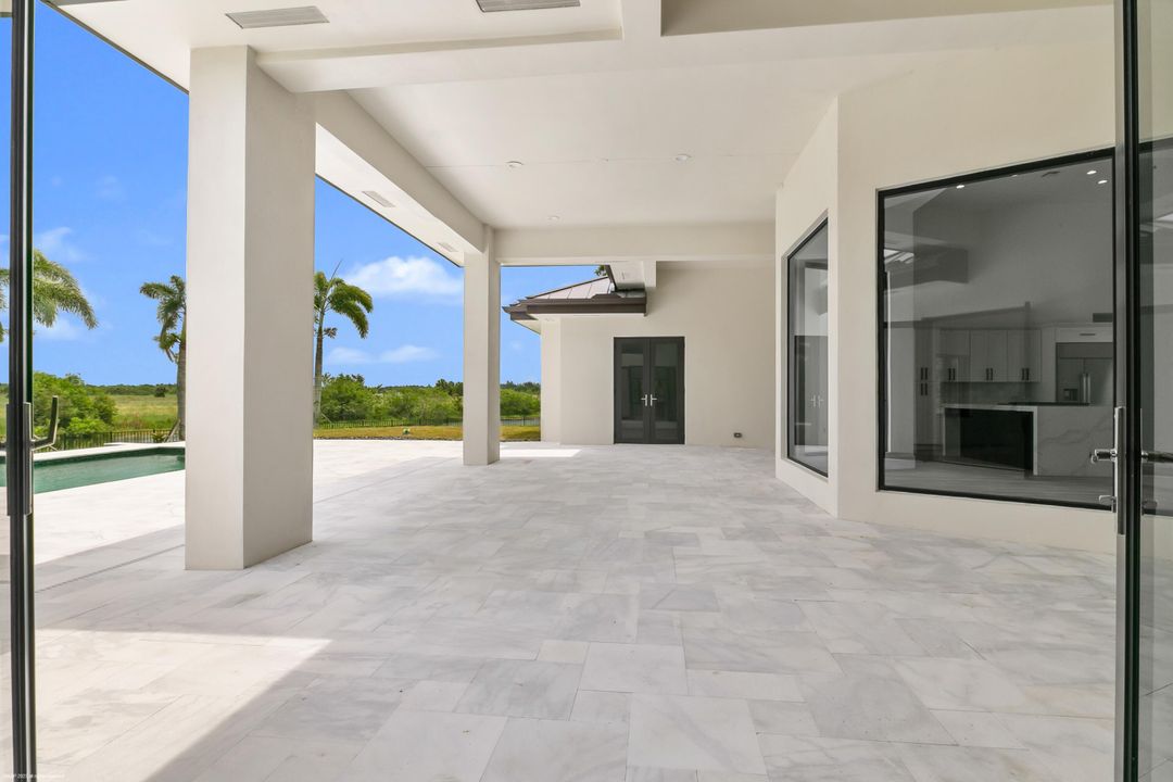 На продажу: $4,900,000 (4 спален, 3 ванн, 3080 Квадратных фут)