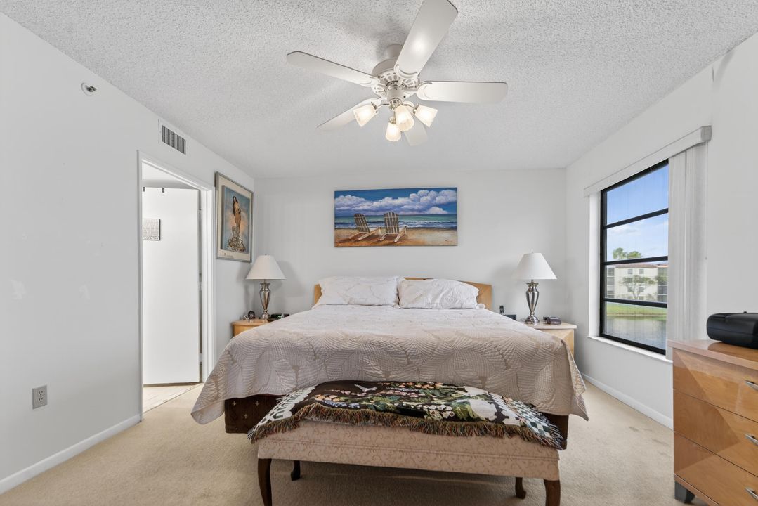 For Sale: $249,000 (2 beds, 2 baths, 1392 Square Feet)