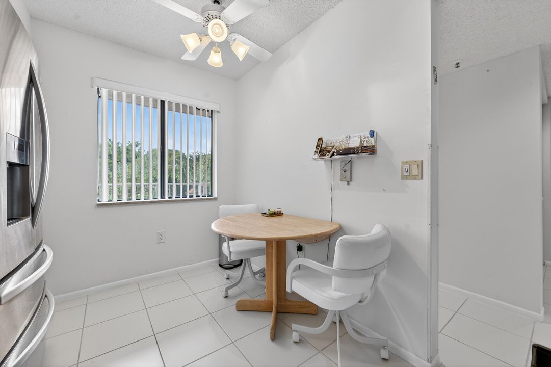 For Sale: $249,000 (2 beds, 2 baths, 1392 Square Feet)