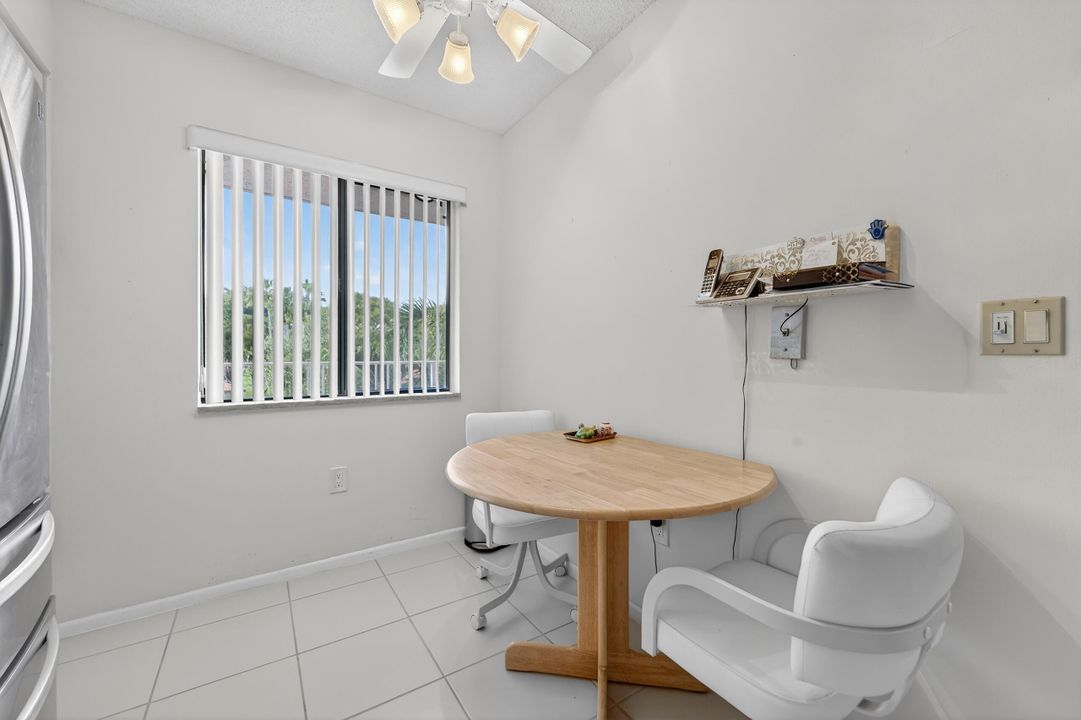 For Sale: $249,000 (2 beds, 2 baths, 1392 Square Feet)