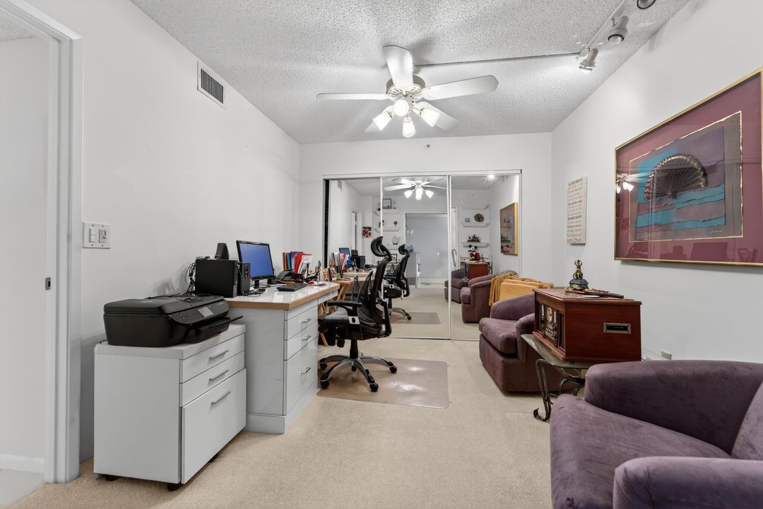 For Sale: $249,000 (2 beds, 2 baths, 1392 Square Feet)