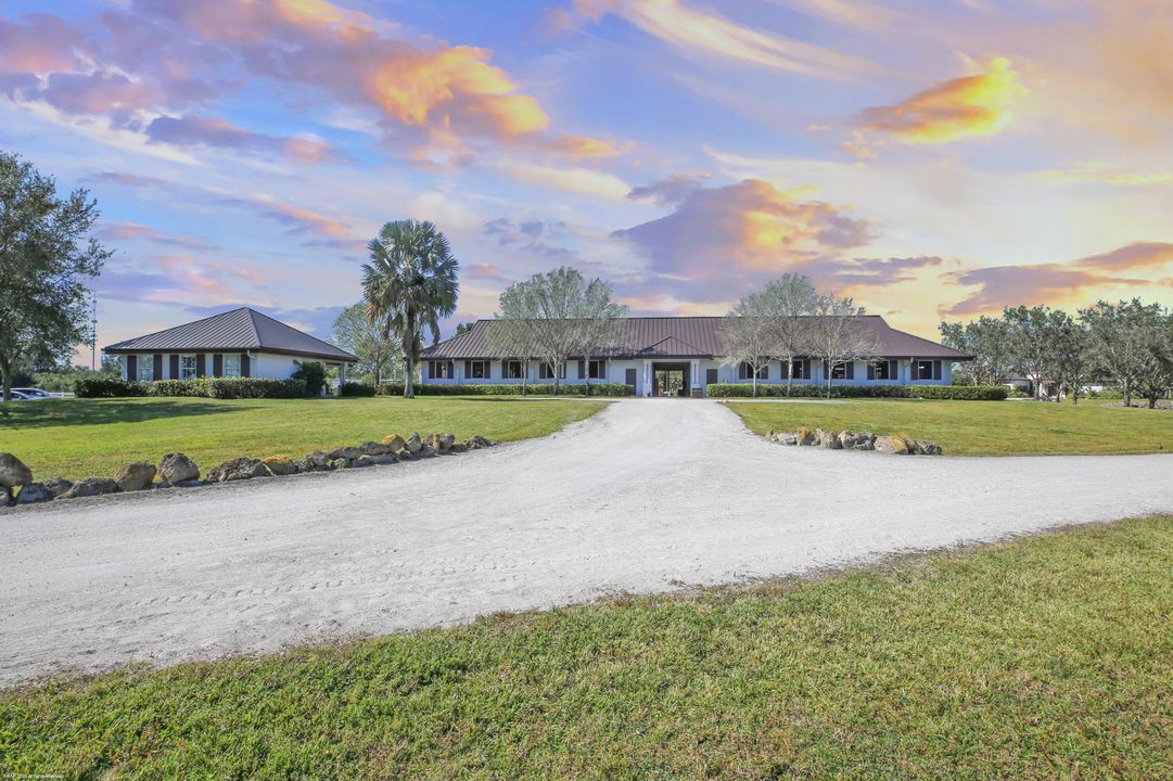 На продажу: $4,900,000 (4 спален, 3 ванн, 3080 Квадратных фут)