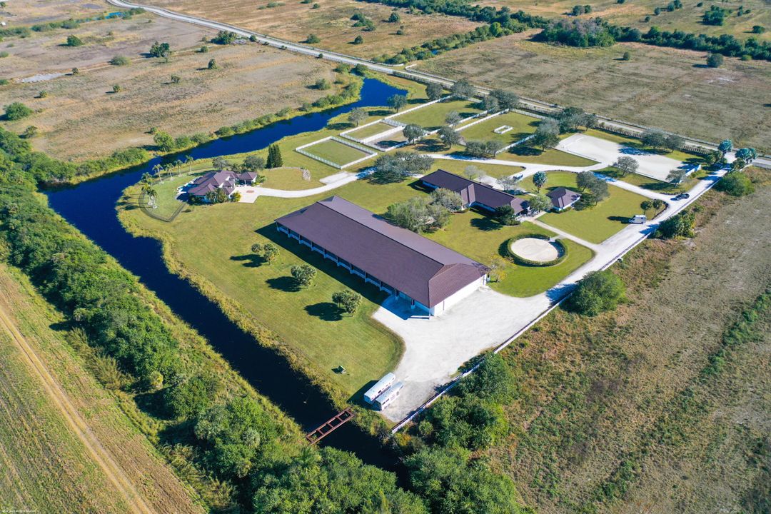 На продажу: $4,900,000 (4 спален, 3 ванн, 3080 Квадратных фут)