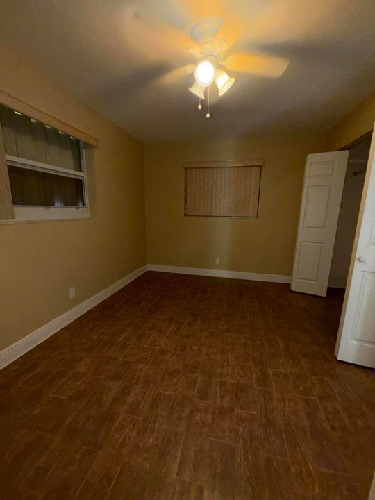 Active With Contract: $2,500 (3 beds, 2 baths, 1362 Square Feet)