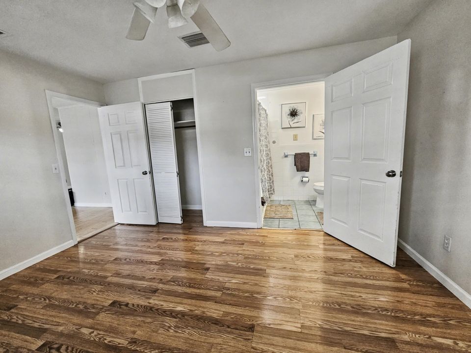 For Sale: $277,000 (2 beds, 2 baths, 1441 Square Feet)