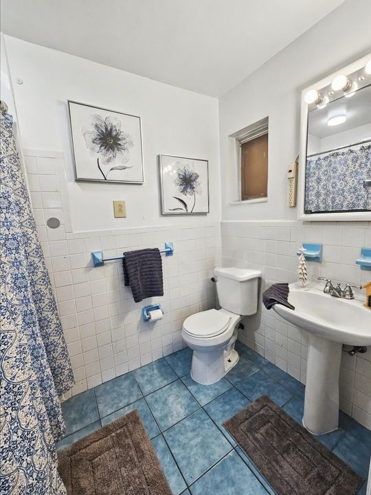 For Sale: $277,000 (2 beds, 2 baths, 1441 Square Feet)