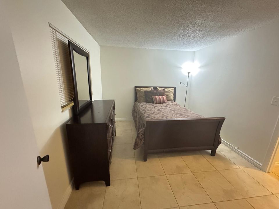 В аренду: $2,100 (2 спален, 2 ванн, 1158 Квадратных фут)