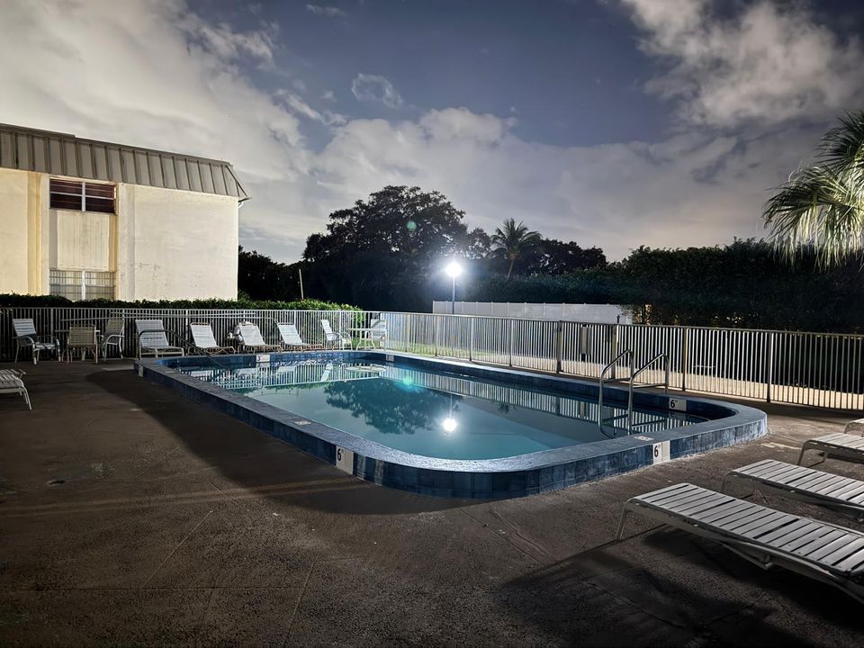 В аренду: $2,100 (2 спален, 2 ванн, 1158 Квадратных фут)