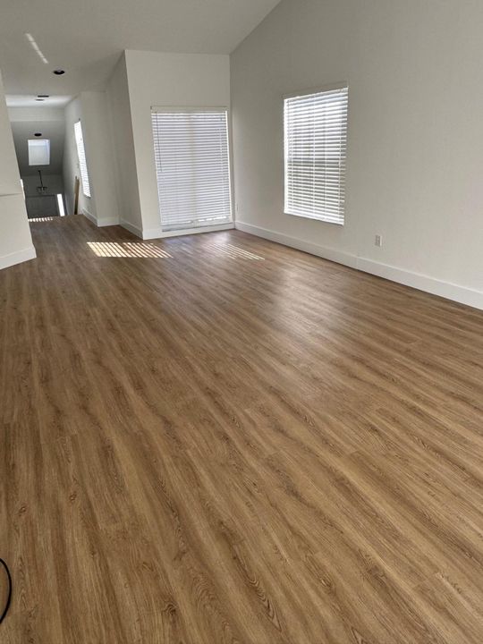 For Rent: $3,500 (3 beds, 2 baths, 1666 Square Feet)