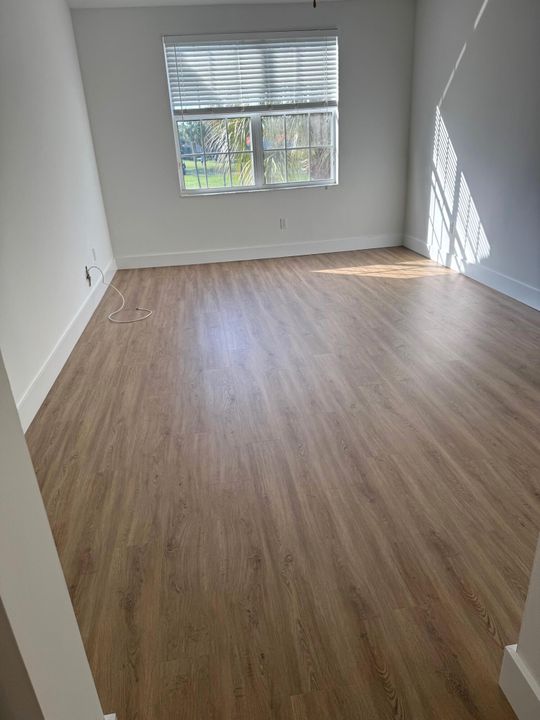 For Rent: $3,500 (3 beds, 2 baths, 1666 Square Feet)