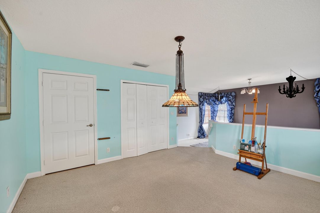 出租: $4,700 (5 贝兹, 4 浴室, 3233 平方英尺)