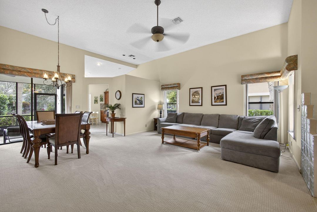 待售: $589,000 (3 贝兹, 2 浴室, 1600 平方英尺)