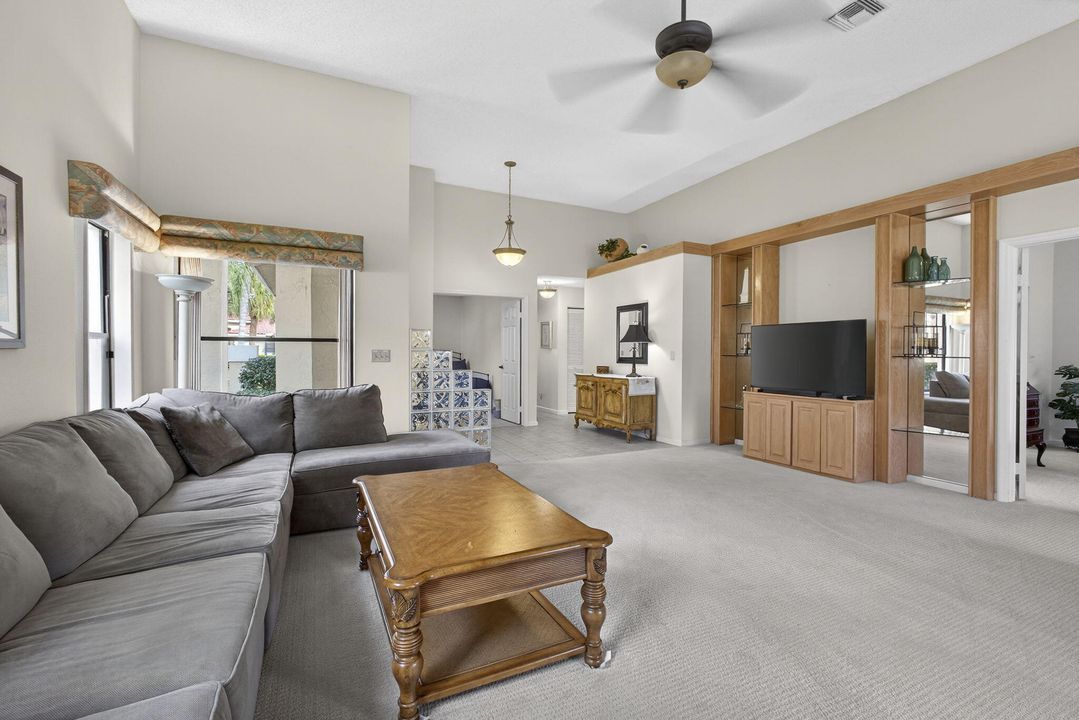 待售: $589,000 (3 贝兹, 2 浴室, 1600 平方英尺)