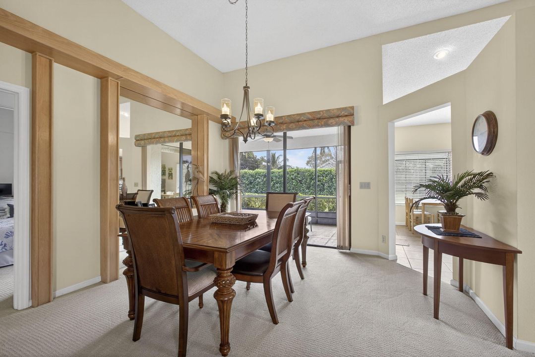 待售: $589,000 (3 贝兹, 2 浴室, 1600 平方英尺)