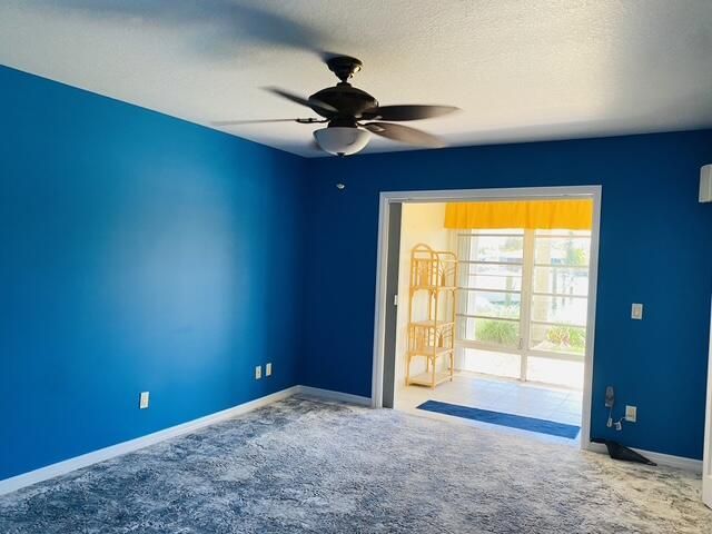 For Sale: $299,000 (2 beds, 2 baths, 1092 Square Feet)