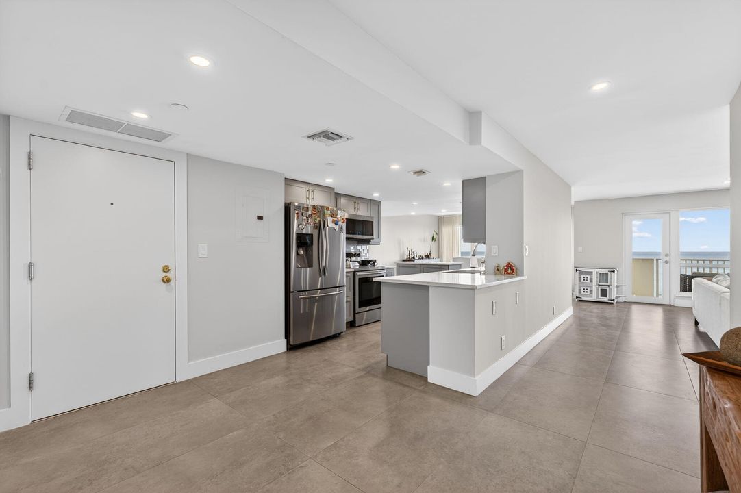 В аренду: $8,000 (2 спален, 2 ванн, 1915 Квадратных фут)