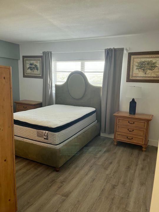 For Sale: $197,000 (1 beds, 1 baths, 756 Square Feet)