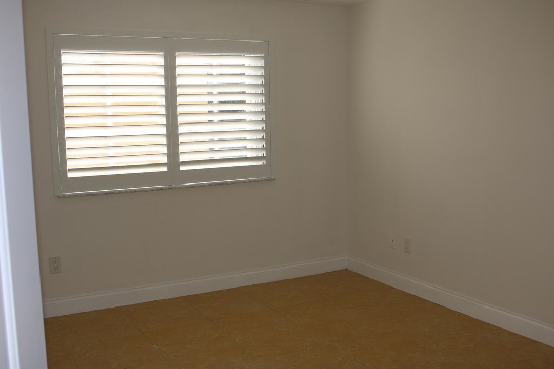 For Rent: $2,400 (2 beds, 2 baths, 1030 Square Feet)