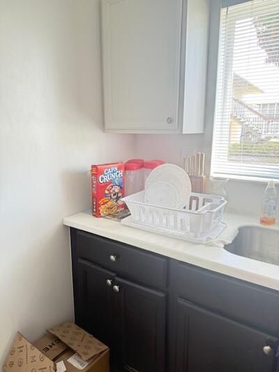 For Sale: $82,000 (1 beds, 1 baths, 684 Square Feet)