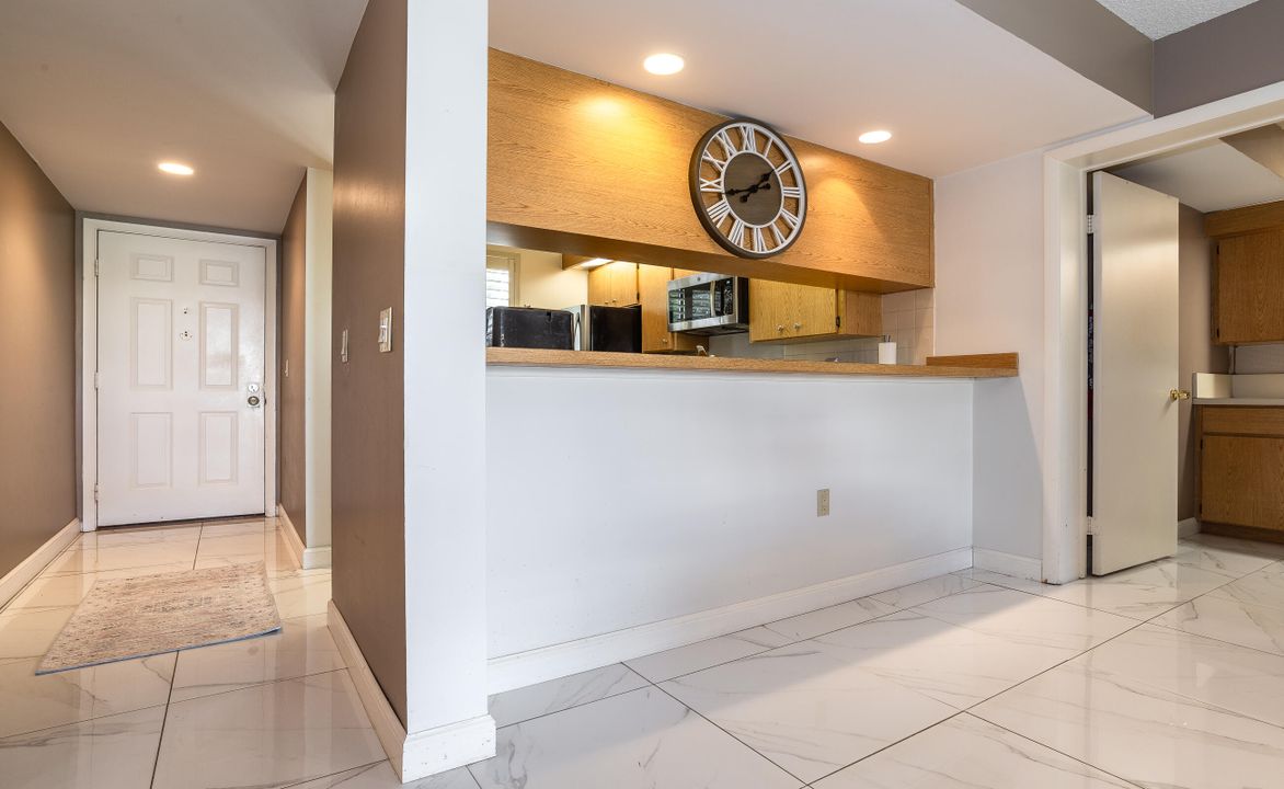 出租: $2,750 (2 贝兹, 2 浴室, 1385 平方英尺)