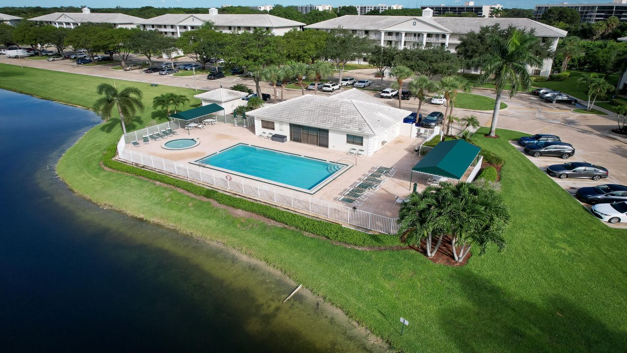 出租: $2,750 (2 贝兹, 2 浴室, 1385 平方英尺)