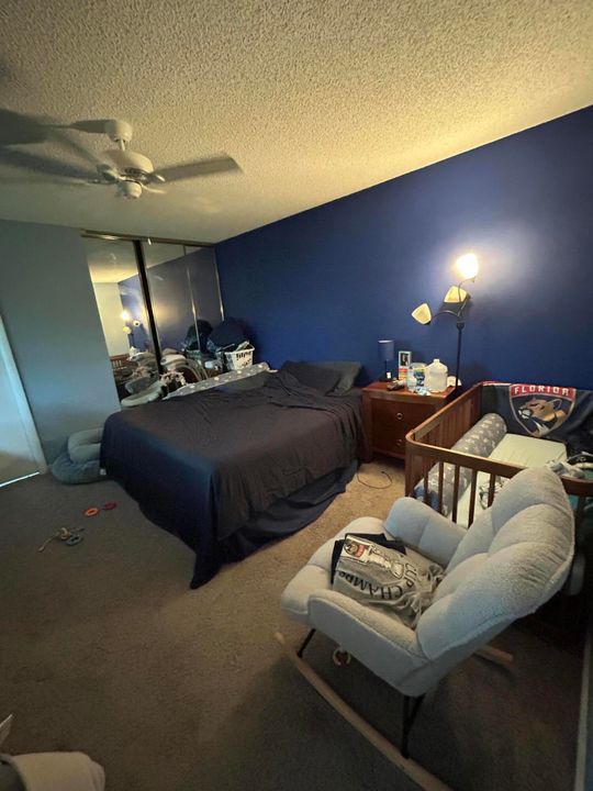 For Sale: $359,000 (2 beds, 2 baths, 1374 Square Feet)