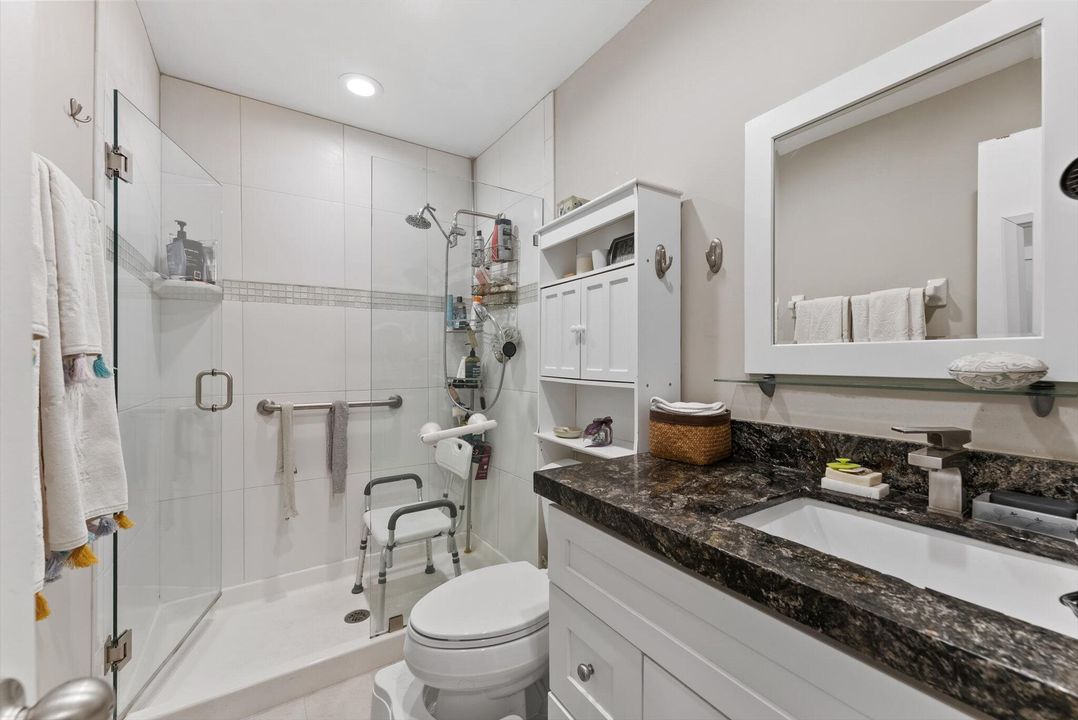 На продажу: $279,000 (2 спален, 2 ванн, 1470 Квадратных фут)