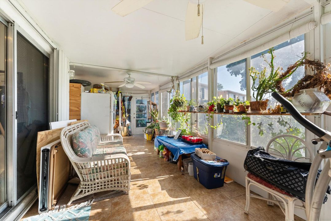 На продажу: $279,000 (2 спален, 2 ванн, 1470 Квадратных фут)