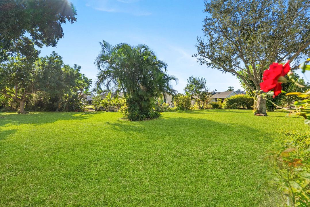 На продажу: $279,000 (2 спален, 2 ванн, 1470 Квадратных фут)