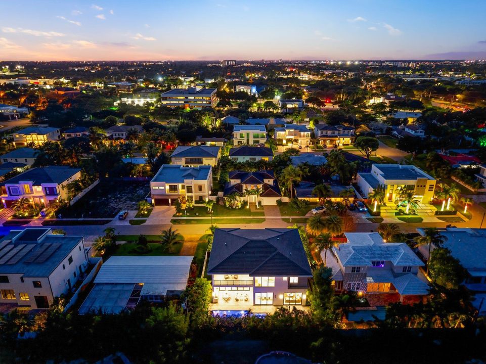 待售: $5,690,000 (5 贝兹, 5 浴室, 4772 平方英尺)