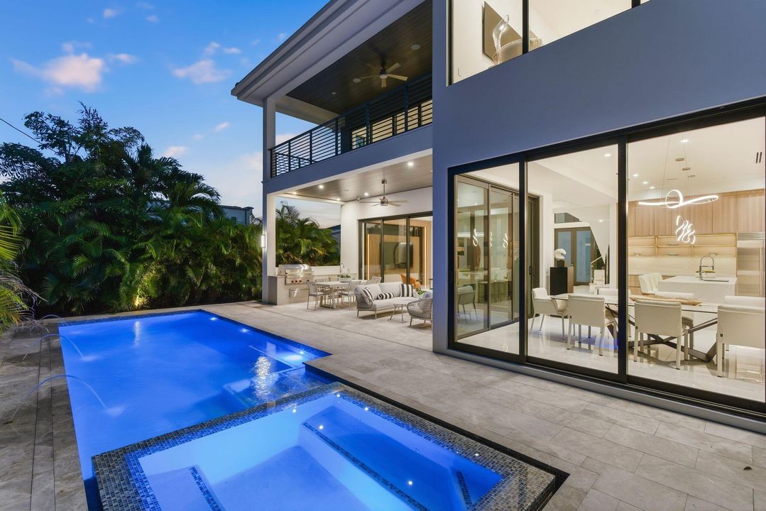 待售: $5,690,000 (5 贝兹, 5 浴室, 4772 平方英尺)