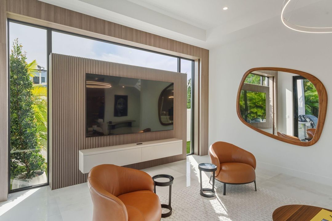 待售: $5,690,000 (5 贝兹, 5 浴室, 4772 平方英尺)