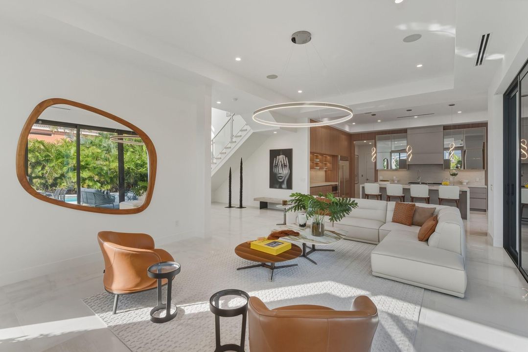 待售: $5,690,000 (5 贝兹, 5 浴室, 4772 平方英尺)