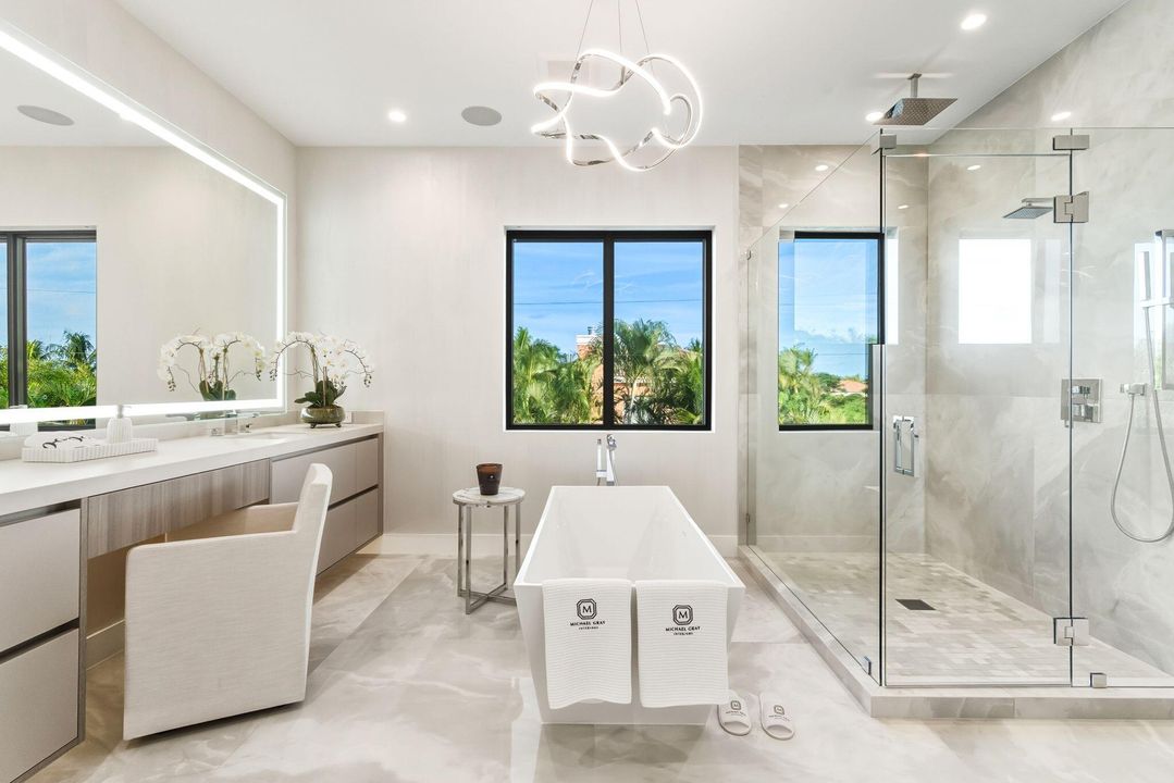 待售: $5,690,000 (5 贝兹, 5 浴室, 4772 平方英尺)