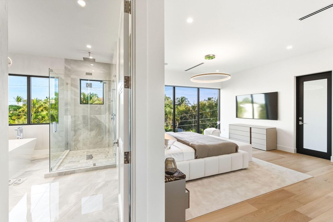 待售: $5,690,000 (5 贝兹, 5 浴室, 4772 平方英尺)