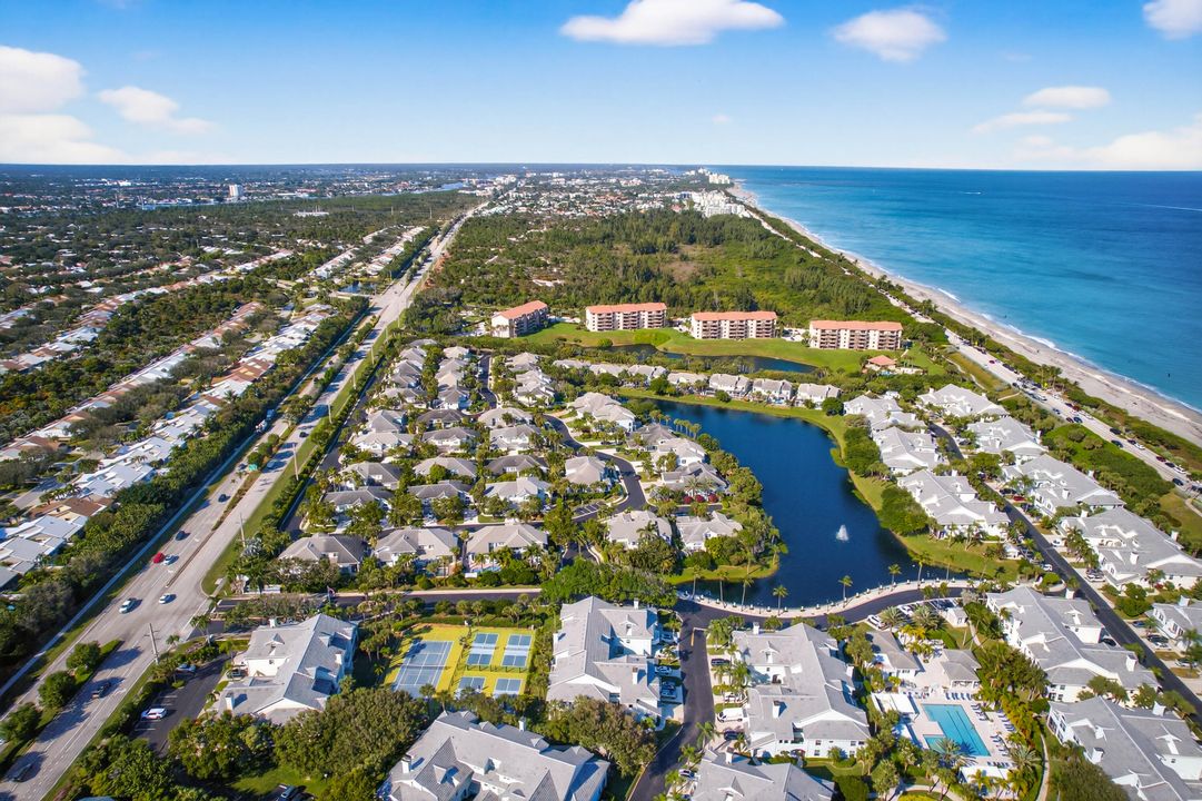 На продажу: $759,900 (3 спален, 3 ванн, 1897 Квадратных фут)