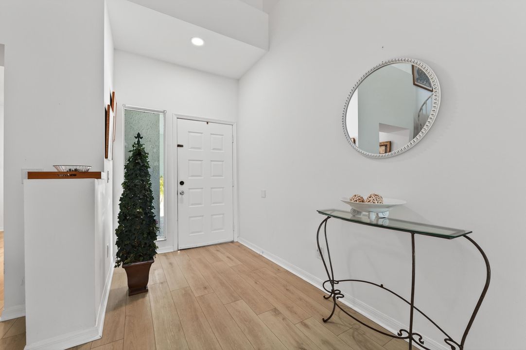 На продажу: $759,900 (3 спален, 3 ванн, 1897 Квадратных фут)